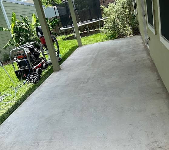 homeowner patio before epoxy flooring installed