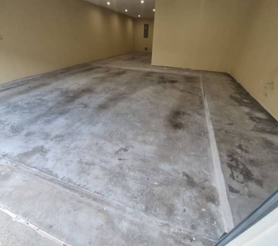 Garage Flake Flooring for Homeowner in The Woodlands, TX
