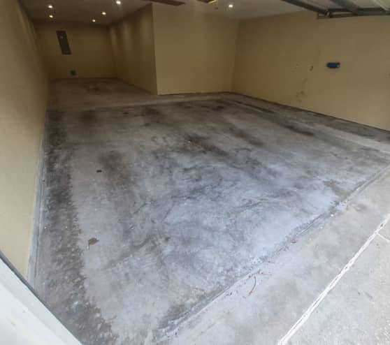 Garage Flake Flooring Project for Homeowner in The Woodlands, TX