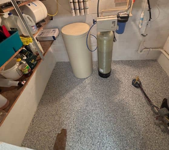 basement room installed with tidal wave epoxy flake flooring