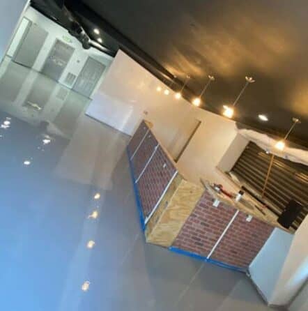 epoxy flake flooring for tampa smoke shop