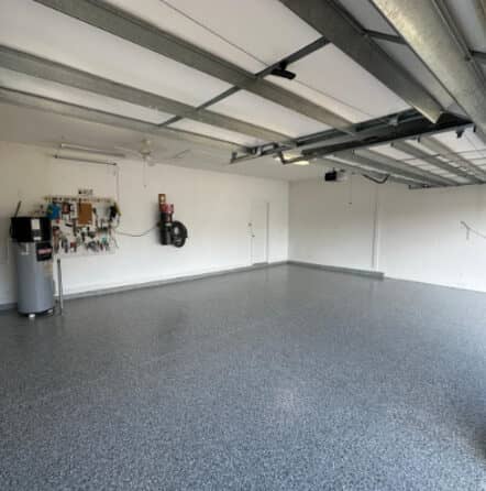 gray garage floor in Ruskin, FL