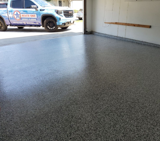 garage floor with tuxedo 14 epoxy flake installation